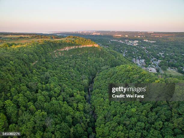 aerial view of dundas valley - hamilton ontario stock pictures, royalty-free photos & images
