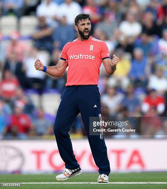 Liam Plunkett of England celebrates dismissing Kusal Perera of Sri Lanka during the Natwest International T20 match between England and Sri Lanka at...