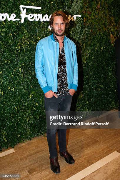 James Rousseau Model James Rousseau Photos and Premium High Res Pictures - Getty Images