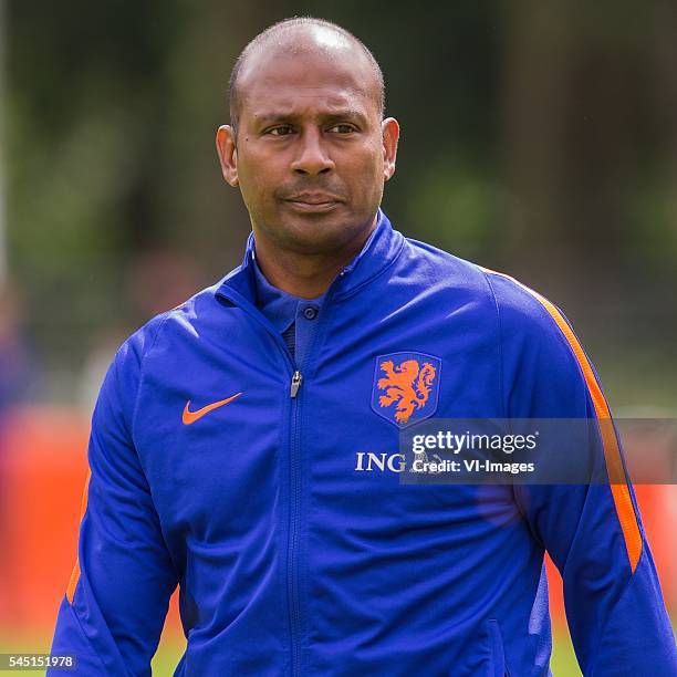 Coach Aron Winter of The Netherlands U19 during a training session of Netherlands U19 at July 5, 2016 in Heelsum, The Netherlands.