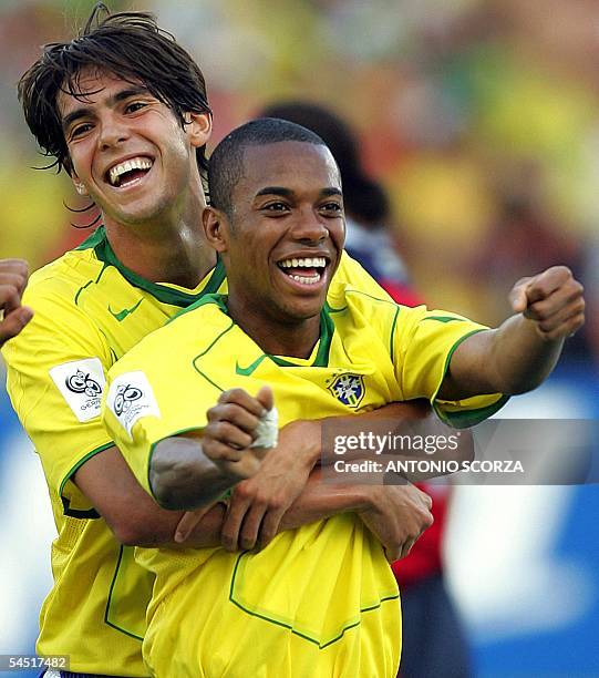 Rob Kaka Robi 631 Kaka 2005 Stock Photos, High-Res Pictures, and Images - Getty Images