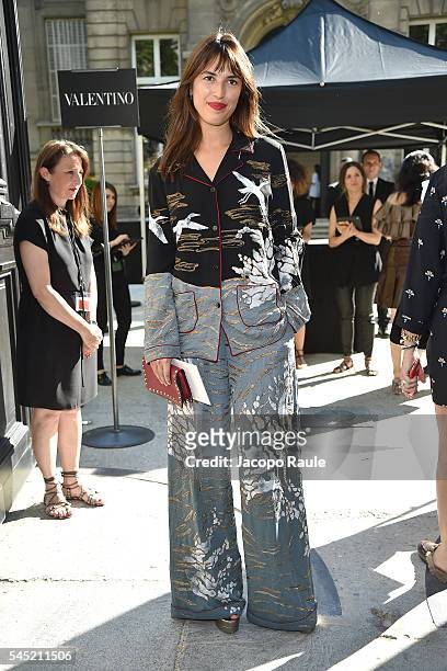 Jeanne Damas arrives at Valentino Fashion Show during Paris Fashion Week : Haute Couture F/W 2016-2017 on July 6, 2016 in Paris, France.