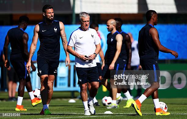 Head coach Didier Deschamps looks on during a France training session ahead of their UEFA Euro 2016 Semi final against Germany on July 6, 2016 in...