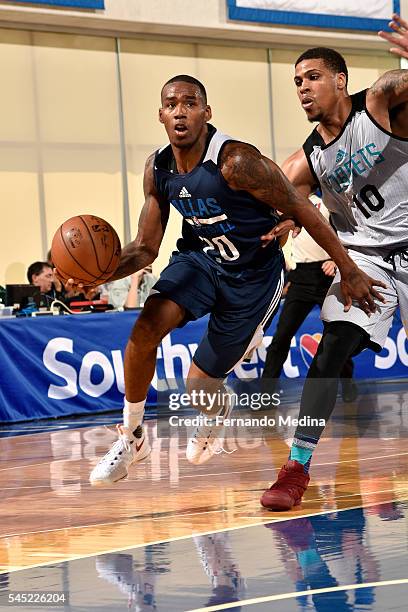 Adams Darius Photos And Premium High Res Pictures - Getty Images