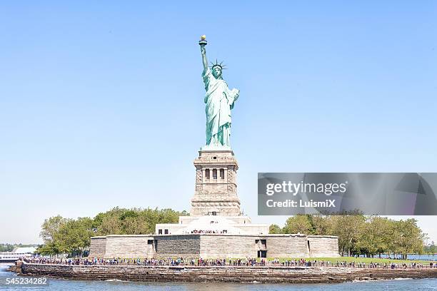 nueva york - centième anniversaire photos et images de collection