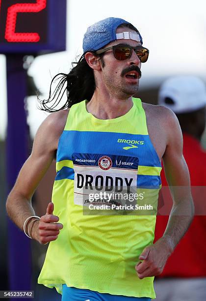 Noah Droddy runs in the Men's 10000 Meter Final during the 2016 U.S. Olympic Track & Field Team Trials at Hayward Field on July 1, 2016 in Eugene,...