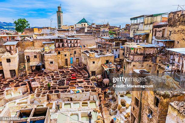 view of chouwara tannery - fes marokko stock-fotos und bilder