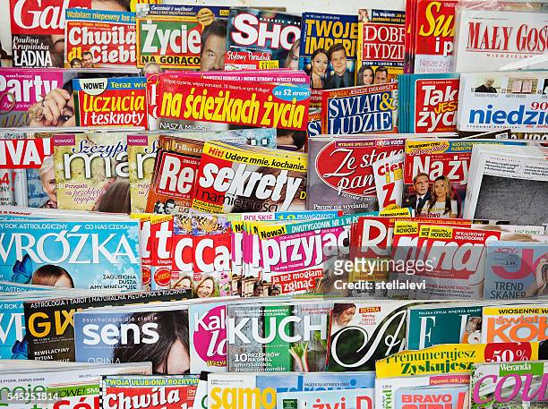 polacco riviste - mixed magazine foto e immagini stock
