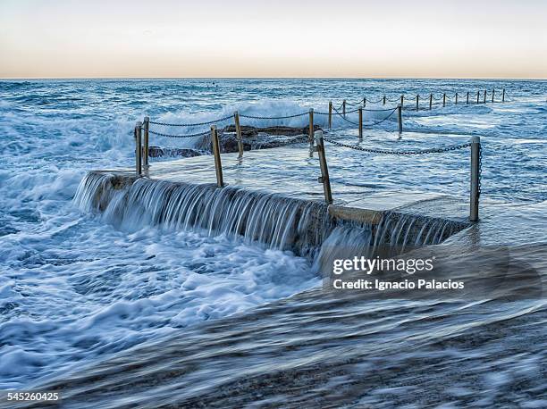 avalon rock pool - overflow stock pictures, royalty-free photos & images