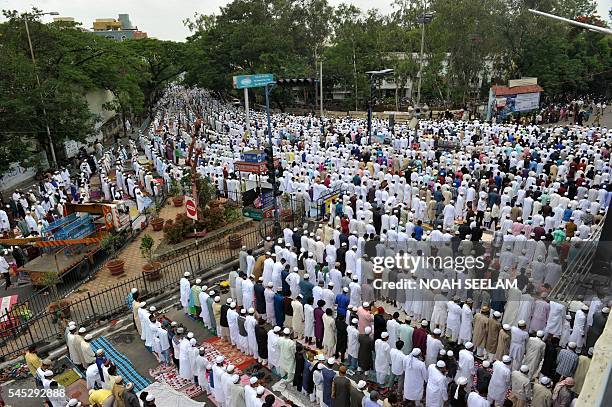 Masab Rind 37 Masab Tank Photos & High Res Pictures - Getty Images