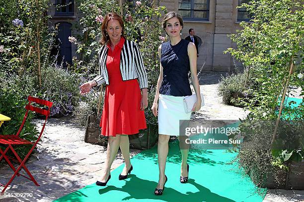 Queen Letizia of Spain Attends A Lunch At Ministere Of Ecology with French Minister for Ecology, Sustainable Development and Energy Segolene Royal on...