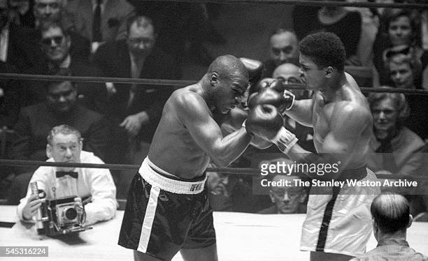 Cassius Clay and Doug Jones exchange blows during their heavyweight bout at Madison Square Garden, New York, New York, March 13, 1963.