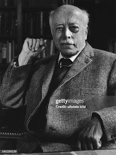 Max Von Laue Photos and Premium High Res Pictures Getty Images