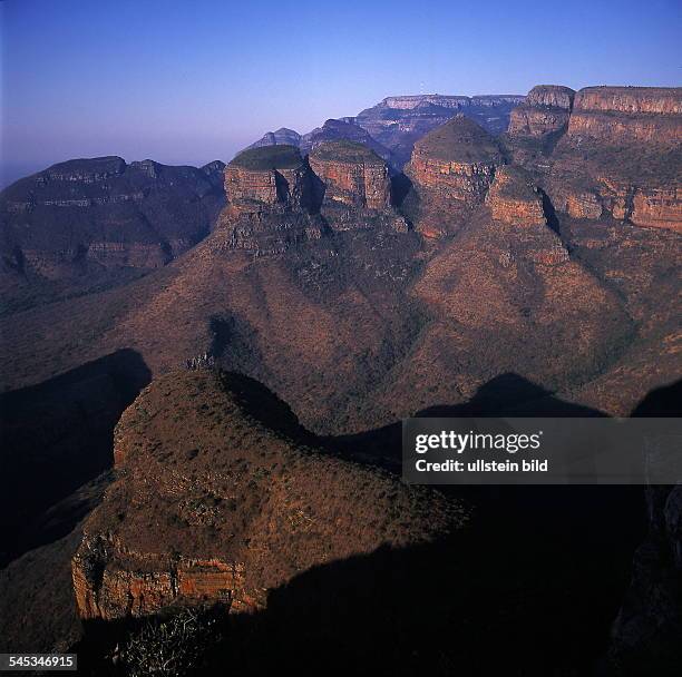 Three Rondeves 129 Rondavels Stock Photos, High-Res Pictures, and Images - Getty Images