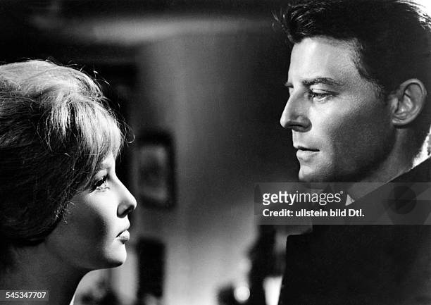 Philipe, GÚrard - Actor, France - *-+ Scene from the movie 'Les liaisons dangereuses'' - with Annette Vadim Directed by: Roger Vadim France / Italy...