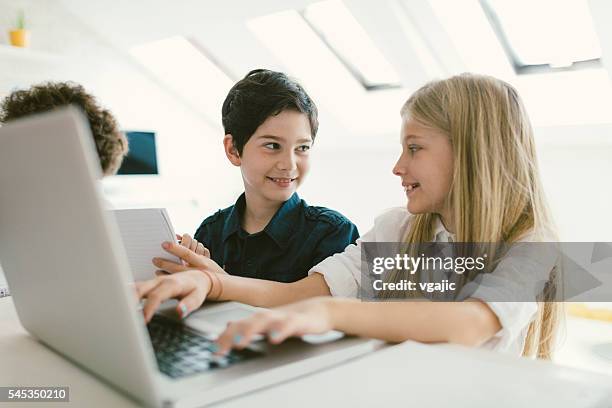kids coding in school - kid coding stock pictures, royalty-free photos & images