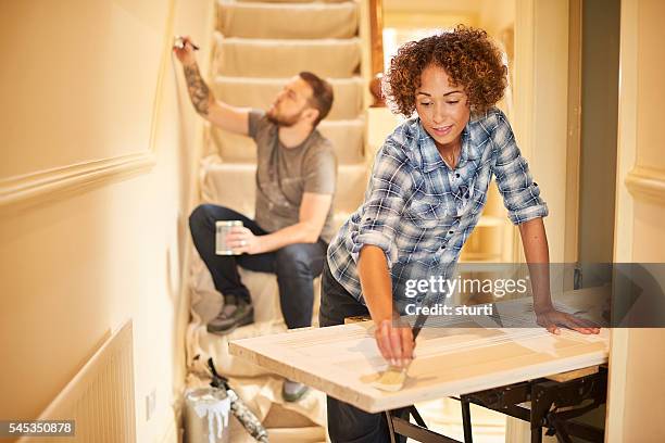 frischer farbtupfer - wiederbelebung stock-fotos und bilder