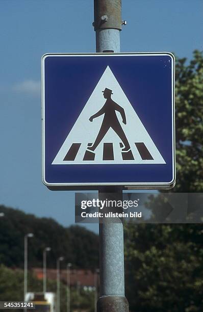 Verkehrsschild Fußgängerüberweg / Zebrastreifen- 2001