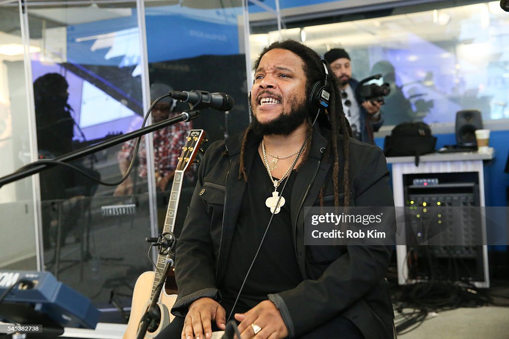 Celebrities Visit SiriusXM - July 7, 2016