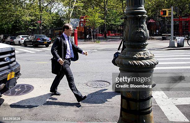 Paul Thompson, former trader at Rabobank Groep, arrives at federal court in New York, U.S., on Thursday, July 7, 2016. Thompson pleaded guilty in...