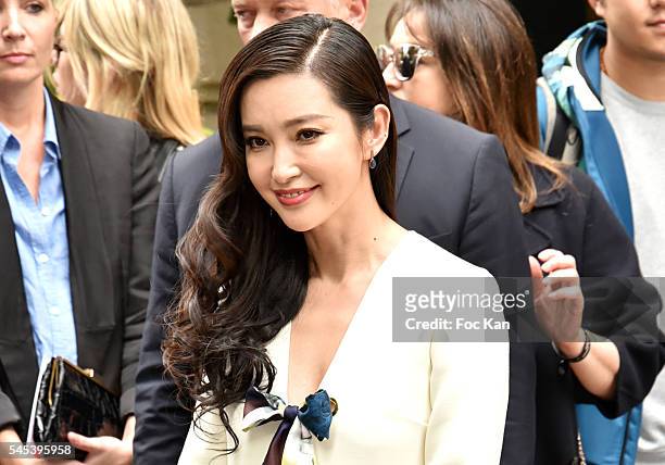 Li Bing Bing Attends the Christian Dior Haute Couture Fall/Winter 2016-2017 show as part of Paris Fashion Week on July 4, 2016 in Paris, France.