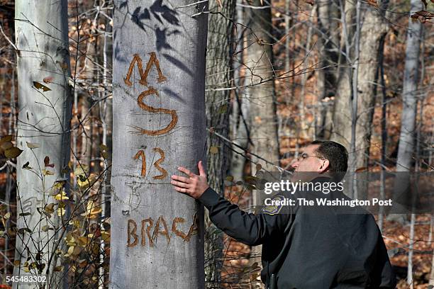 Gangs Photos by Michael Williamson NEG#185862 1/11/07: GANG GRAFFITI HAS BEEN PAINTED AND CARVED ON TREES AND ROCKS IN PUBLIC NATURE AREAS IN SILVER...