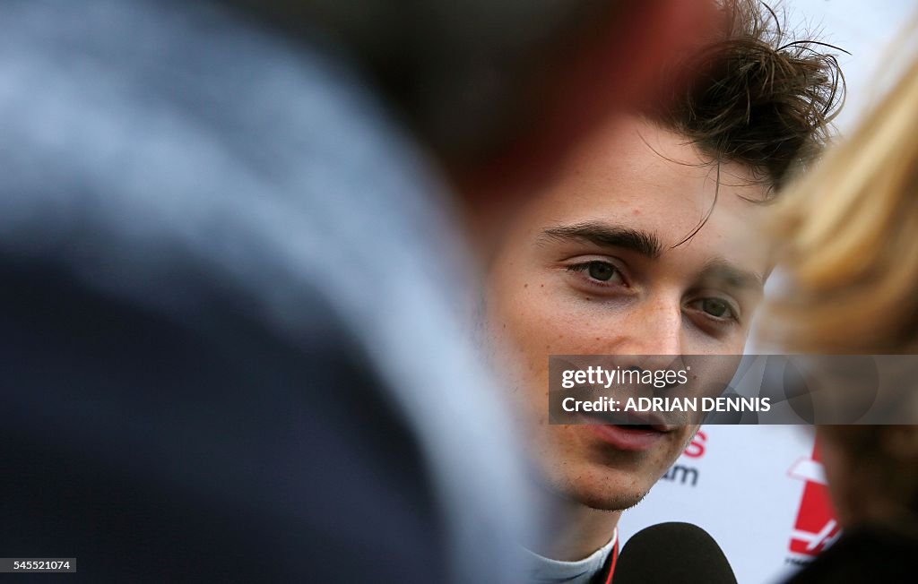 AUTO-PRIX-F1-ENG-PRACTICE