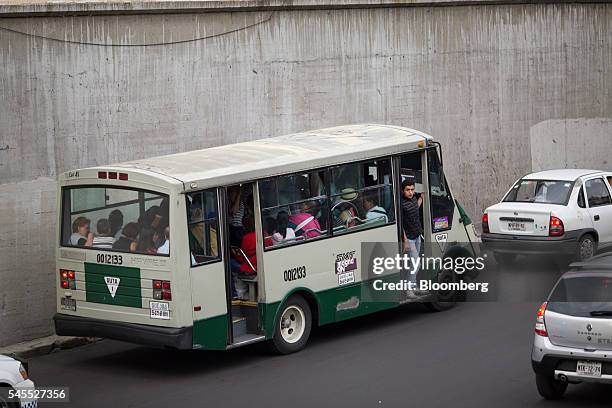 Microbus Rural Mexico 198 Micro Bus Stock Photos, High-Res Pictures, and Images - Getty Images