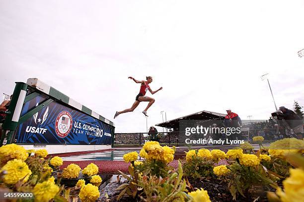 Evan Jager competes on his way to placing first in the Men's 3000 Meter Steeplechase Final during the 2016 U.S. Olympic Track & Field Team Trials at...
