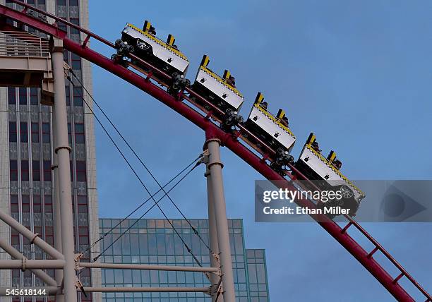 File:New York New York in Las Vegas and its roller coaster.jpg - Wikimedia  Commons