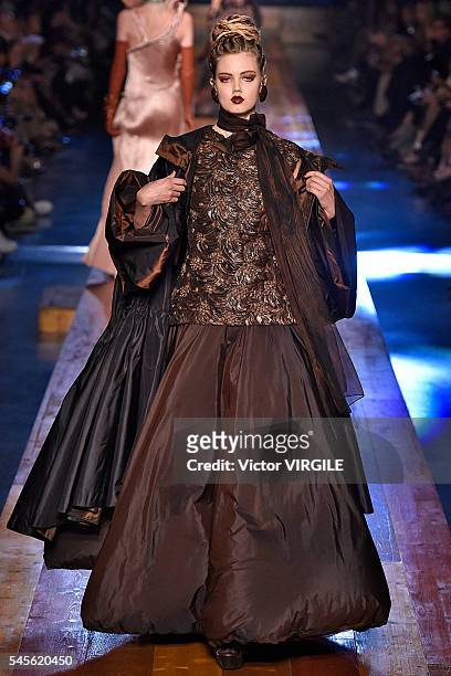Lindsey Wixson walks the runway during the Jean Paul Gaultier Haute Couture Fall/Winter 2016-2017 show as part of Paris Fashion Week on July 6, 2016...