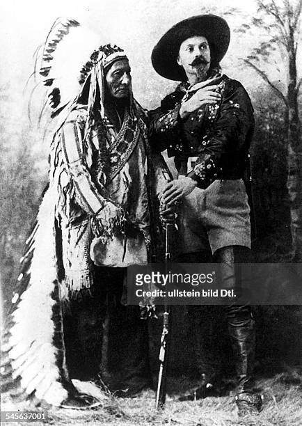Buffalo Bill *26.02.1846-+Cowboy, Bisonjäger, Scout, Schausteller, USA- mit dem Indianer-Häuptling Sitting Bull - 1885