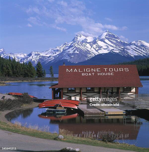 Jasper National Park / Rocky Mountains: Bootshaus am Maligne Lake- 2001
