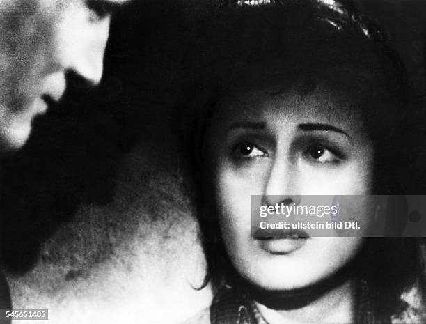 Magnani, Anna - Actress, Italy - *-+ Scene from the movie 'Roma, città aperta'' Directed by: Roberto Rosselini Italy 1945 Produced by: Excelsa Film...