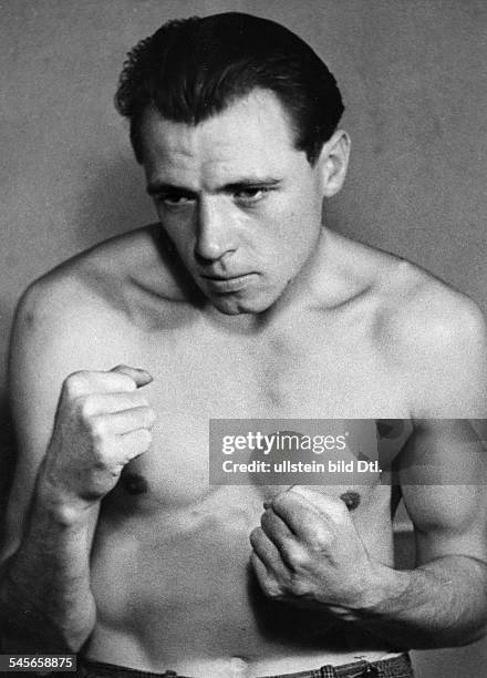 Gerhard Hecht, News Photo