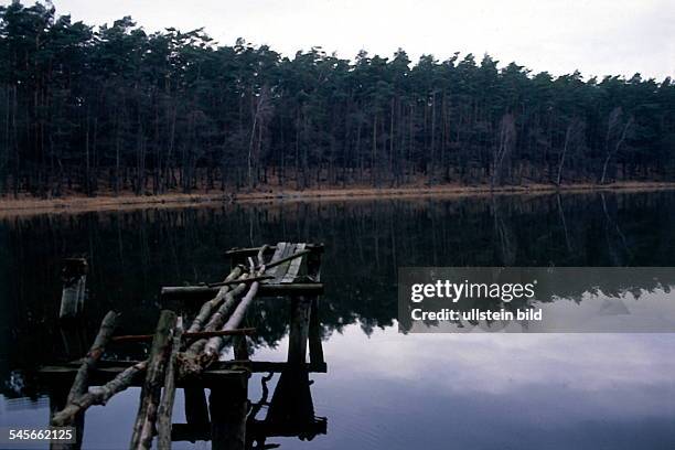 Der `Grosse Döllnsee' in der Schorfheide;hier befand sich das Gut `Carinhall' vonHermann Göring