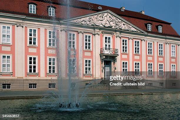 Schloss Friedrichsfelde- 1999