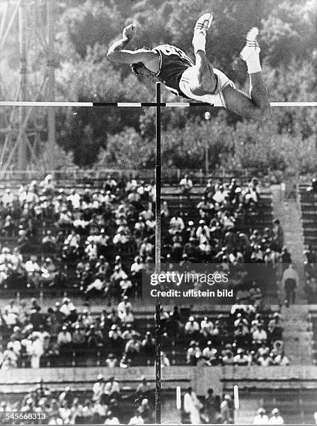 Sprungs Photos and Premium High Res Pictures - Getty Images