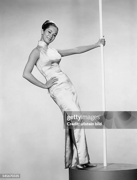 Nancy Kwan *- Actress - about 1960
