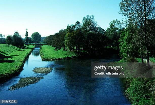 Entstehung der Donau durch Zusammenflussder Breg und Brigach bei Donaueschingen- 1995