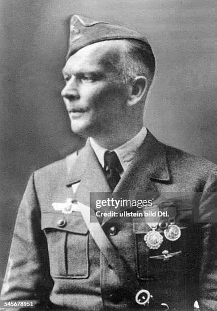 Richthofen, Wolfram Karl Ludwig Freiherr von1895-1945Officer, General Field Marshall , Germanyportrait as major general and commander of the Legion...