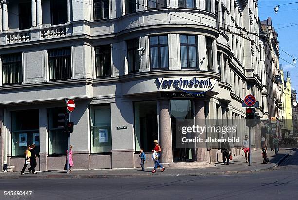 Filiale der "Vereinsbank" in derAltstadt - 08.1997bankfiliale bank bankwesen