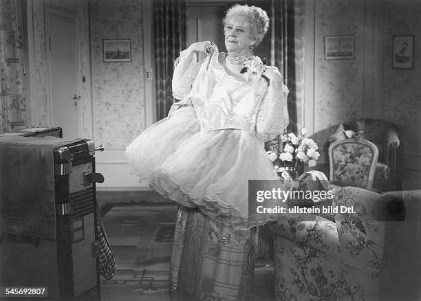 1937Schauspielerin, Din dem Film 'Zigeunerblut'