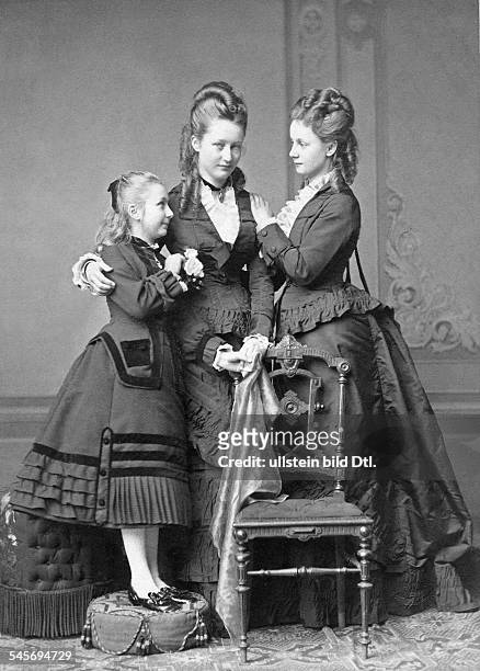 Auguste Viktoria - German Empress, Queen of Prussia*22.10.1858-+- Group portrait with her sisters Princess Caroline Mathilde of...