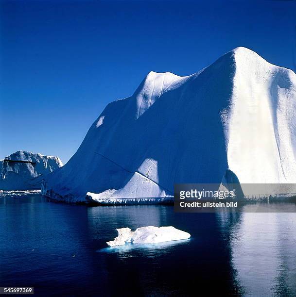 Eisberge bei Jakobshavn- o.J.- identisch mit !