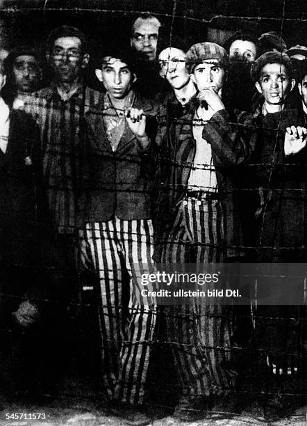 Germany, Third Reich - concentration camps 1939-45: Inmates of Buchenwald found after the liberation of the camp by troops of the 3rd US Army - April...