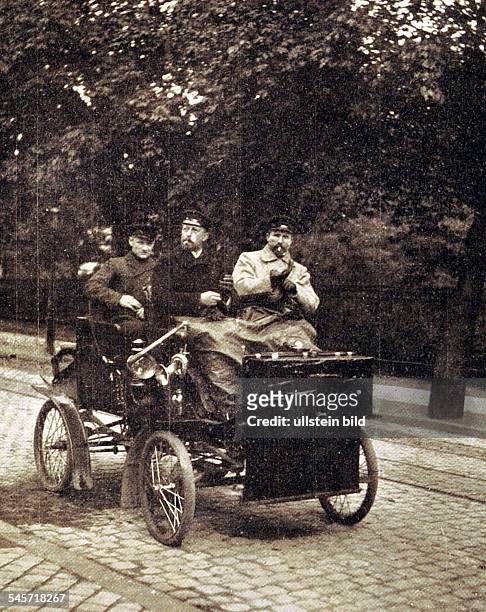 Prinz Heinrich von Preussen in a car - um 1900