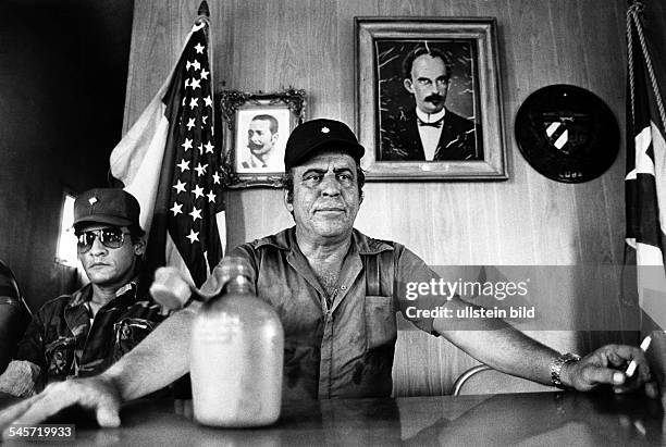 Los Contras 224 Nicaragua Contras Stock Photos, High-Res Pictures, and Images ...