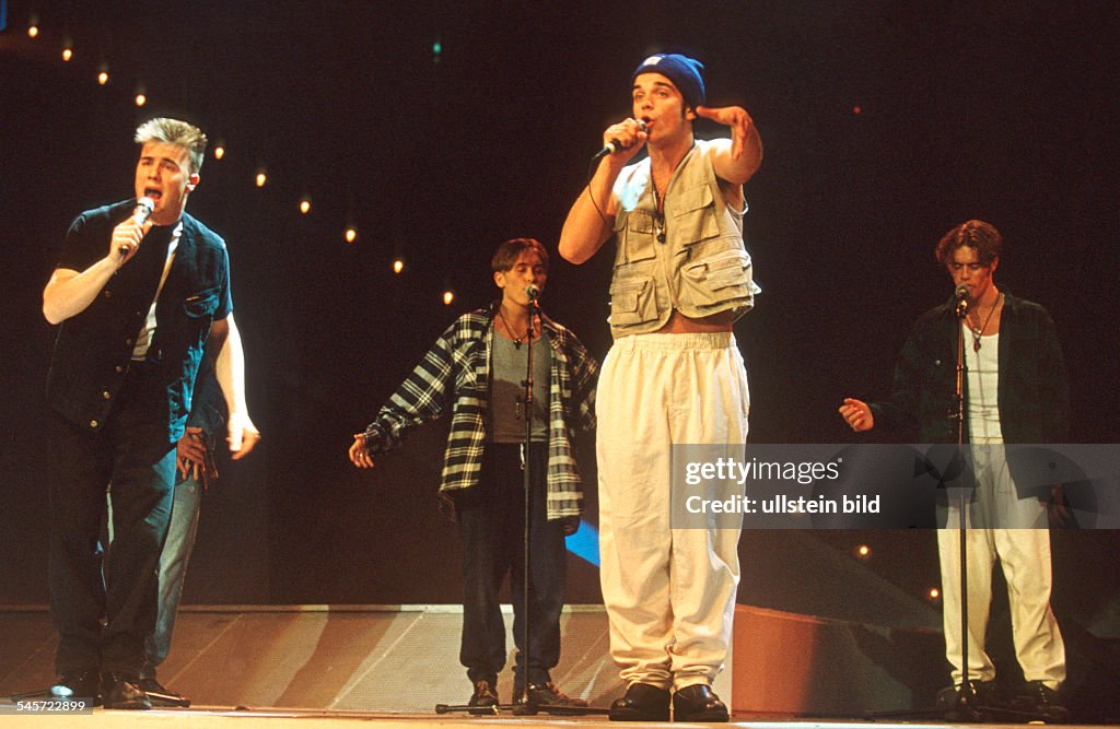 Take That - Band, Pop music, Boygroup, UK - Singers Gary Barlow, Mark