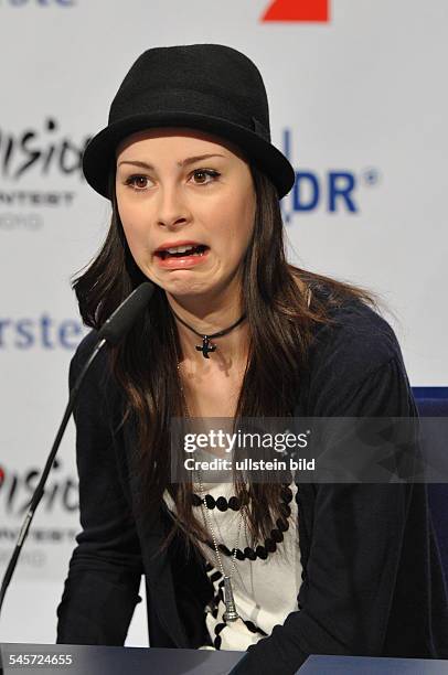 Meyer-Landrut, Lena - Musician, Singer, Pop Music, Germany - Winner of the Eurovision Song Contest 2010 during press conference in Cologne, Germany